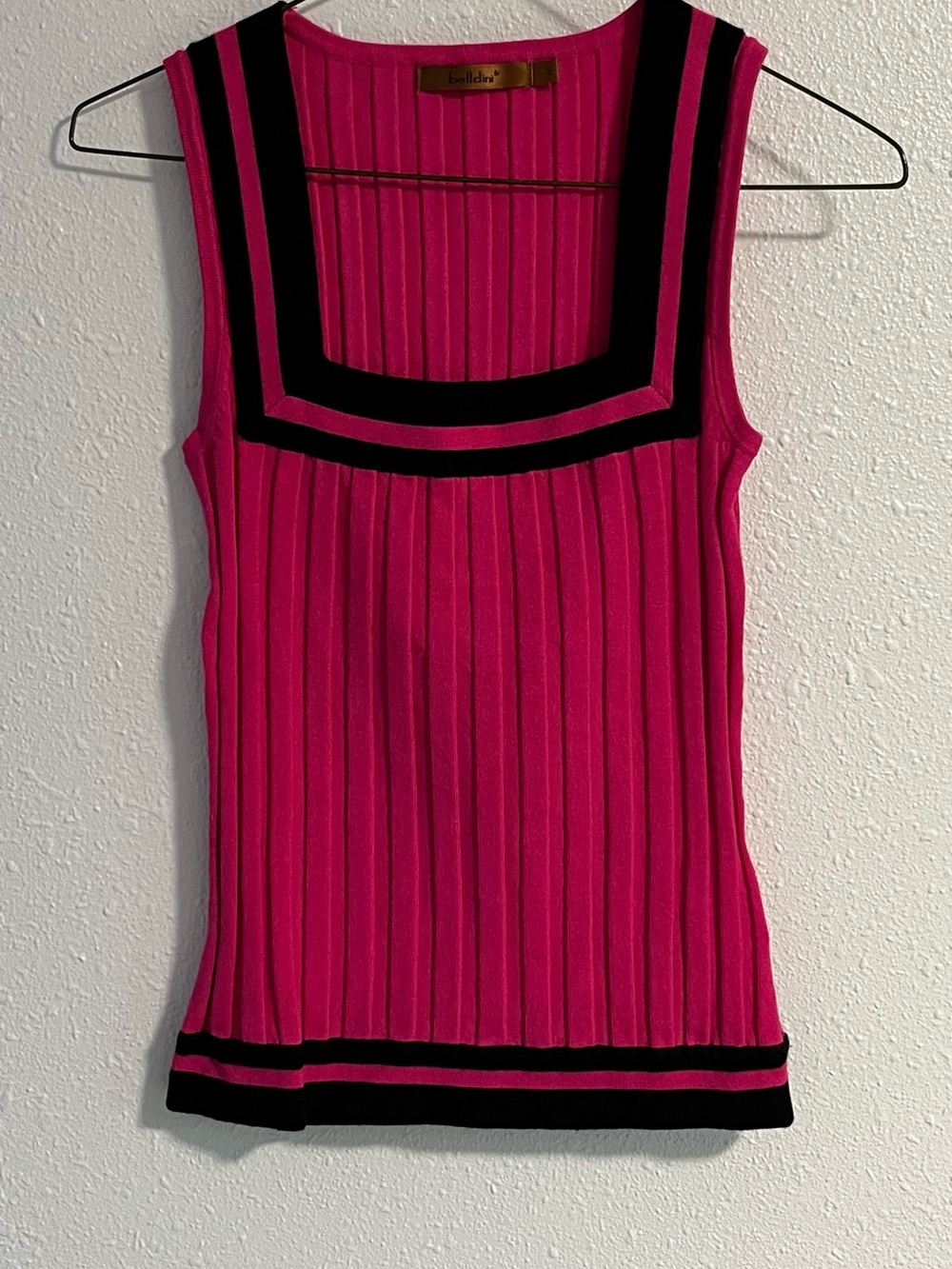 Belldini Hot Pink Ribbed Tank with Black Contrast Trim Size Small